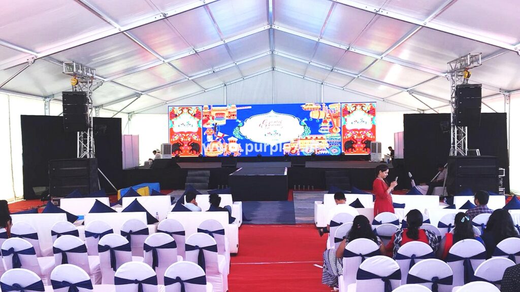 stage_view_of_corporate_event